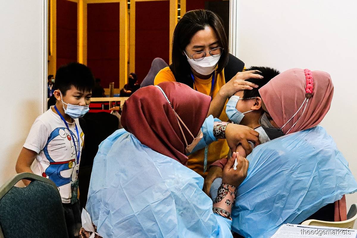On Thursday (May 12), a total of 37,536 doses of the Covid-19 vaccine were dispensed in Malaysia. (Photo by Zahid Izzani Mohd Said/The Edge)